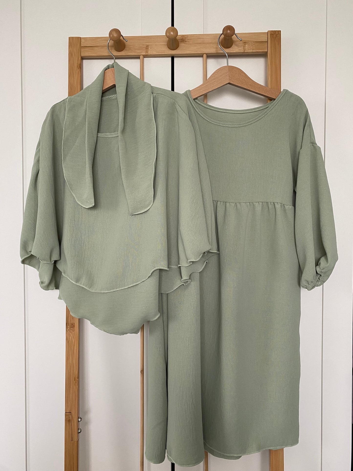 Abaya and khimar set