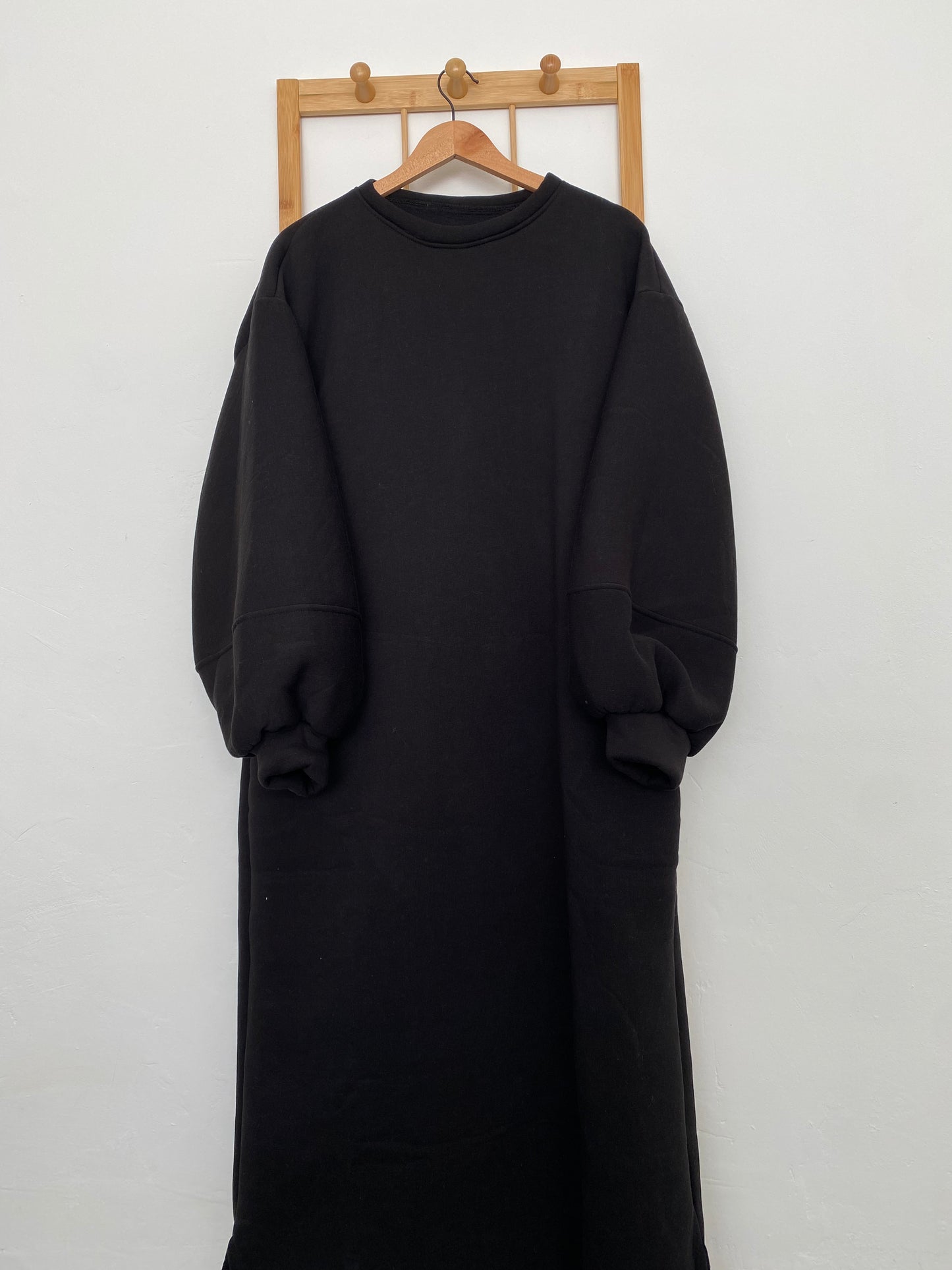 Abaya pull